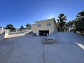 Magnifique villa avec piscine et vue sur la montagne à Petrer in Alicante Property