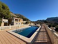 Villa mit Panoramablick und allen Annehmlichkeiten nur einen Schritt entfernt in Alicante Property