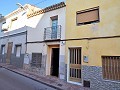 Casa de pueblo para restauración en Salinas, cerca de Sax. in Alicante Property