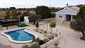 4 Bed 2 Bath Villa in Alicante Property