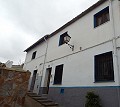 Lovely 4 Bed Townhouse in Ayora centre in Alicante Property