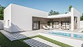 Neubauvilla mit Pool in Alicante Property