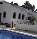 Stunning Villa with Pool in La Zarza in Alicante Property