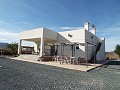 Villa moderne de 3 chambres à pied de la ville avec maisons d'hôtes in Alicante Property