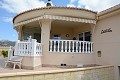 Villa met 5 slaapkamers en 2 badkamers met zwembad in Alicante Property