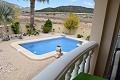 Villa met 5 slaapkamers en 2 badkamers met zwembad in Alicante Property