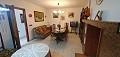 Herenhuis met apart appartement in Ayora in Alicante Property