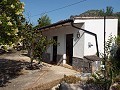 Villa met 4 slaapkamers en groot zwembad op een prachtige locatie in Alicante Property