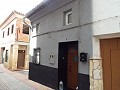 Renovated Townhouse with 3/4 Bedrooms and solarium in Alicante Property