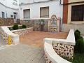 Renovated Townhouse with 3/4 Bedrooms and solarium in Alicante Property