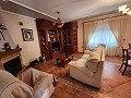 4-Schlafzimmer-Villa mit Pool in Alicante Property