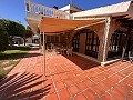 Mooie villa met 5 slaapkamers en 5 badkamers in Peña de las Aguilas,Elche in Alicante Property