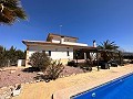 Detached villa in Pinoso with a guest annex and pool in Alicante Property