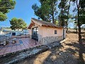 Villa de 4 chambres avec façade modernisée et piscine in Alicante Property