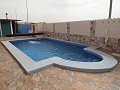 Villa met 4 bedden en 2 badkamers, zwembad, sauna en zomerkeuken in Alicante Property