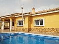 Villa met 4 bedden en 2 badkamers, zwembad, sauna en zomerkeuken in Alicante Property