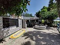 Country House with a pool and outbuildings in Alicante Property