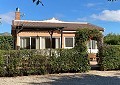 Mooie en ruime villa met 2 slaapkamers in Salinas met privézwembad in Alicante Property