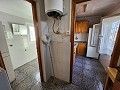 Groot herenhuis met 6 slaapkamers en 2 badkamers in Alicante Property