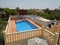 Amplia finca con piscina y cochera a 15 minutos del mar in Alicante Property