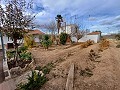 Villa a pie de ciudad con piscina y casa de huéspedes in Alicante Property