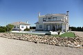 Atemberaubende Villa mit Swimmingpool und Gästehaus in Pinoso in Alicante Property