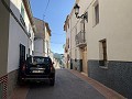 Prachtig herenhuis met 6 slaapkamers en terras in Alicante Property