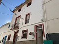 Prachtig herenhuis met 6 slaapkamers en terras in Alicante Property