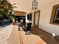 Large Detached Villa walking distance to Monovar in Alicante Property