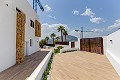 Finestrat moderne villa met uitzicht op zee en de bergen in Alicante Property