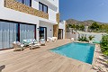 Finestrat moderne villa met uitzicht op zee en de bergen in Alicante Property