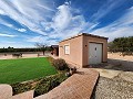 Mooie villa met 1/2 slaapkamers en hut in Alicante Property