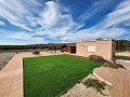 Mooie villa met 1/2 slaapkamers en hut in Alicante Property