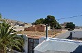 Beeindruckendes Stadthaus in einem kleinen Dorf mit großer Bodega und Pool in Alicante Property