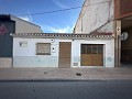 Town house in Pinoso in Alicante Property