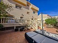 Huge villa in Petrer with 4 stories in Alicante Property