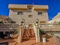 Huge villa in Petrer with 4 stories in Alicante Property