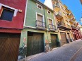 Large house with garages to reform in the centre of Villena in Alicante Property