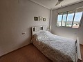 Adosado de 3 dormitorios y 2 baños con piscina comunitaria y garaje in Alicante Property