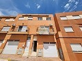 Adosado de 3 dormitorios y 2 baños con piscina comunitaria y garaje in Alicante Property