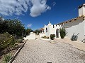 Maison de campagne avec 3 chambres et 2 salles de bains in Alicante Property