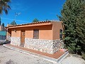 Luxuriöses Holzhaus mit 7 Schlafzimmern und 4 Bädern in Alicante Property