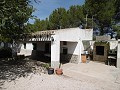 4-Schlafzimmer-Villa mit Pool in einer natürlichen Umgebung. in Alicante Property