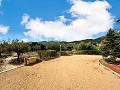 Wunderschöne zweistöckige Villa in Castalla in Alicante Property