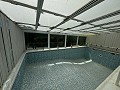 Villa de 3 chambres et 3 salles de bains avec une vue imprenable in Alicante Property