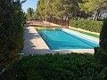 Large house with pool and tennis court in Alicante Property