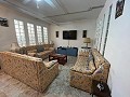 Belle Villa de 3 Chambres avec un 1 chambre Appartement Séparé in Alicante Property