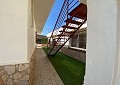 3-Bett-Luxusvilla in Elda mit wunderschönem 3-Bett-3-Bad-Gästehaus in Alicante Property