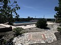Superbe villa de 4 chambres avec piscine à Caudete in Alicante Property