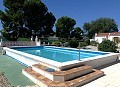 Superbe villa de 4 chambres avec piscine à Caudete in Alicante Property